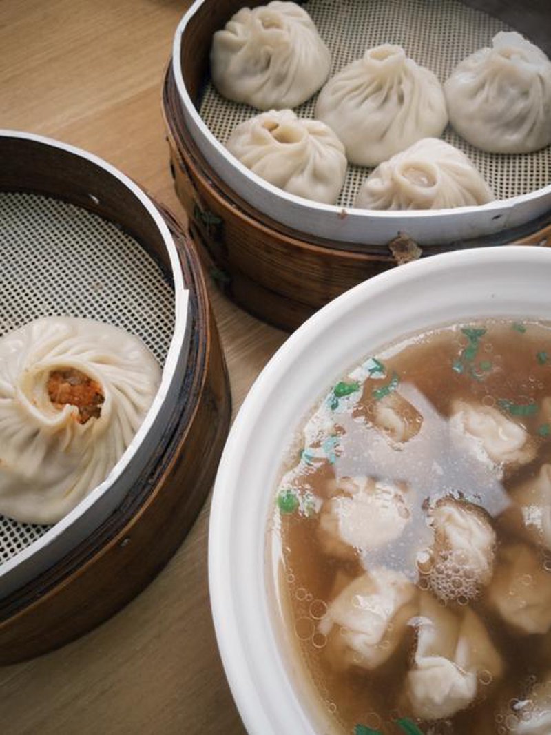 品味六合区的地道美食