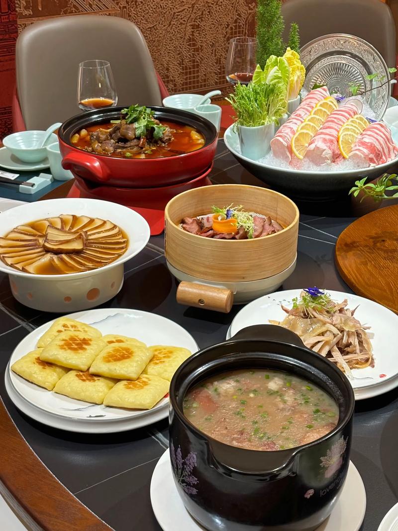 附近餐馆